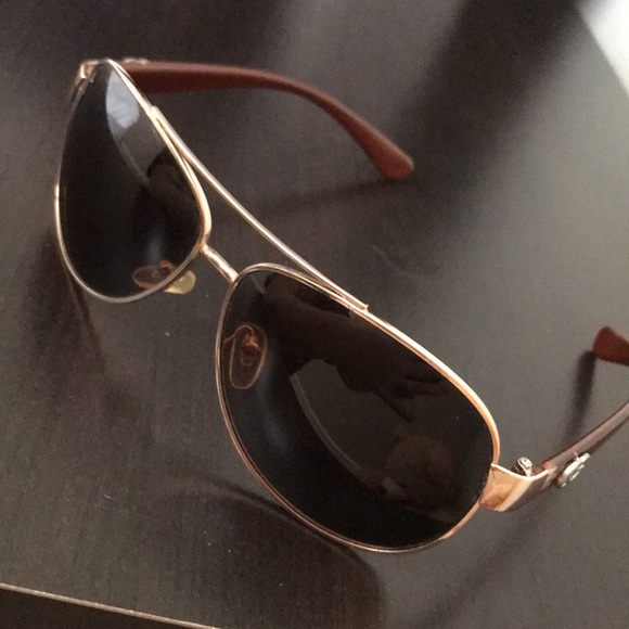 Gucci Sunglasses - Picture 3 of 5